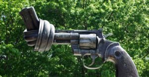 The Knotted Gun